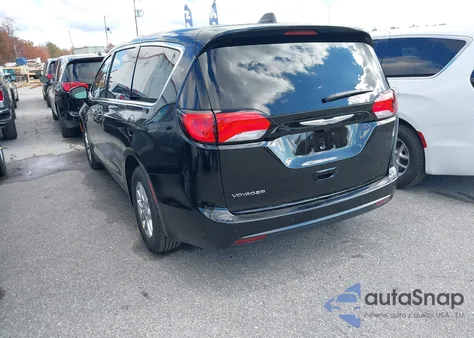 2026 Chrysler Voyager Lx z USA, uszkodzony, nr VIN 2C4RC1CG6TR189860